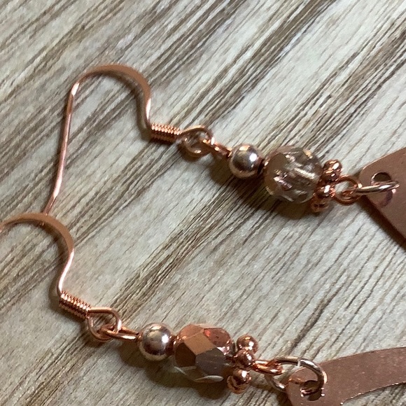 Open Rose Gold Teardrops. - Picture 3 of 3